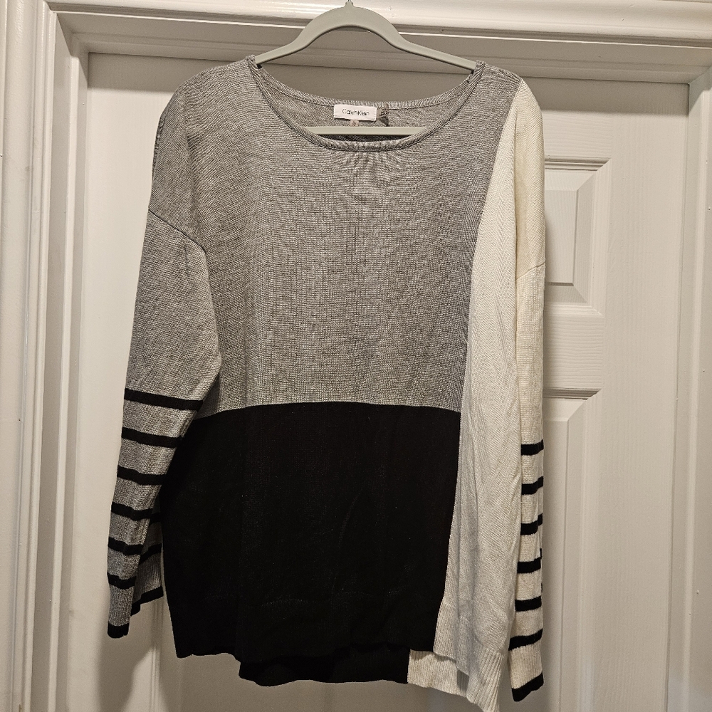 Calvin Klein | Colorblock Long Sleeve Top XL | Neutral • Casual Minimalist •